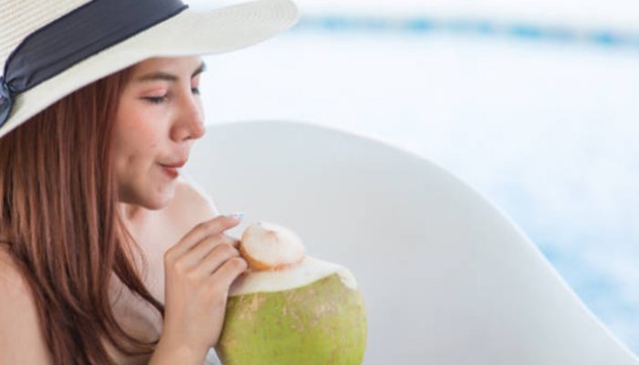 Bolehkah Minum Air Kelapa Setiap Hari? Ini Jawaban dan Manfaatnya!