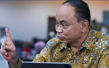 Transaksi Judi Online Capai Rp 5,4 Triliun, Menkominfo Ancam Blokir 5 E-Wallet Terbesar