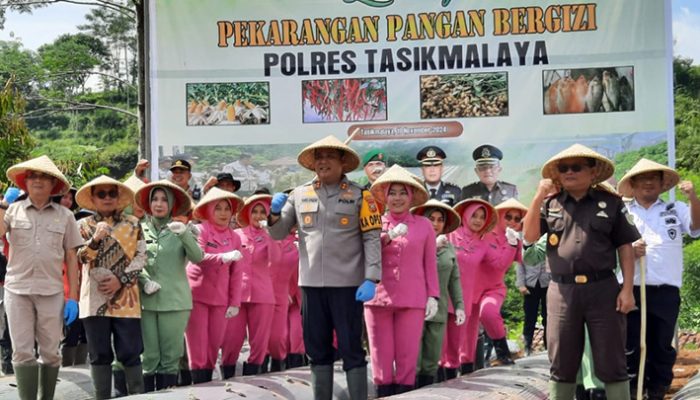 Polres Tasikmalaya dan Warga Bersinergi Wujudkan Ketahanan Pangan Lewat Pekarangan Pangan Bergizi