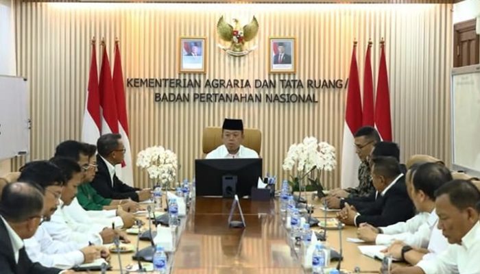 Nusron Wahid Berikan Pengarahan kepada Kepala Kantor Wilayah BPN Provinsi yang Baru Dilantik