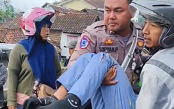 Aksi Heroik Bripka Sopyan, Selamatkan Nyawa Pelajar di Tengah Jalan Raya Singaparna
