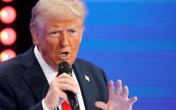 Trump Janjikan Akhir Perang Dunia dan Penguatan Militer AS di Hari Pertama Kepemimpinan