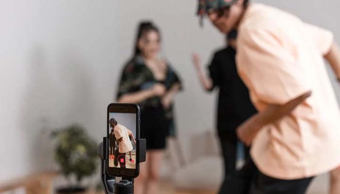 10 Influencer TikTok Populer yang Berhasil Ciptakan Cuan