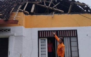 Curah Hujan Ekstrem Picu Kerusakan Ringan pada Rumah di Pamarican Ciamis