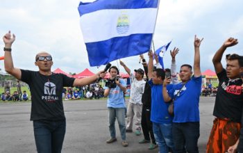 Lanud Wiriadinata Jadi Lautan Bobotoh, Nobar Persib Berubah Jadi Festival Semangat Persatuan