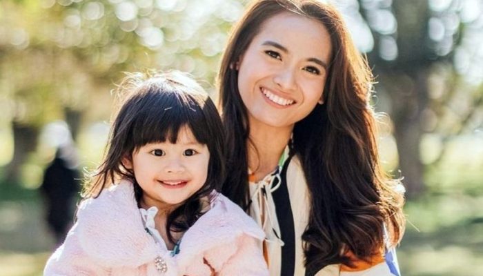 Usai Bercerai, Acha Septriasa Jadi Sorotan Bersama Sosok Cantik Ibundanya yang Awet Muda