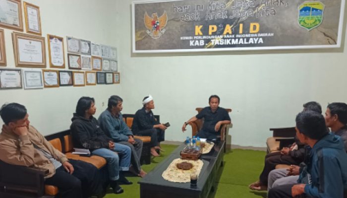 Hadang Truk untuk Menumpang, Balita 3 Tahun Jadi Korban