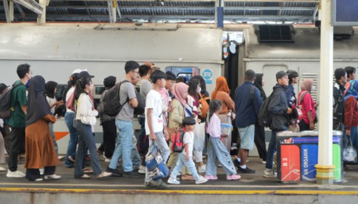 KA Parahyangan Terlambat Hampir Satu Jam, KAI Pastikan Evakuasi di Kedunggedeh Berlangsung Cepat