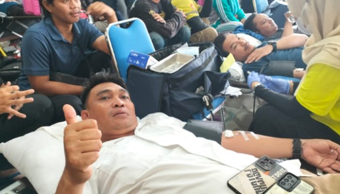 Ribuan Warga Antusias Donor Darah di Mapolres, Warnai HUT ke-24 Kota Tasikmalaya