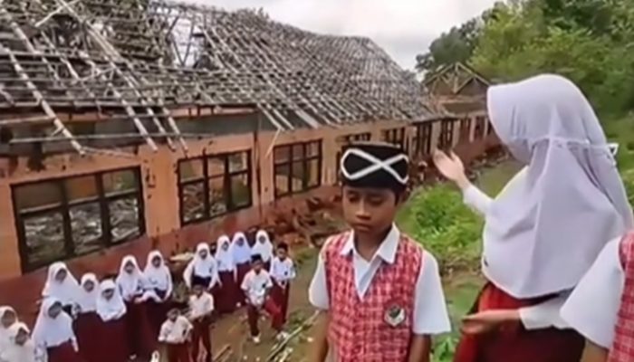 Viral Siswa SD Curug Telu Belajar di Luar Ruangan, Pemkab Tasikmalaya dan Gubernur Turun Tangan