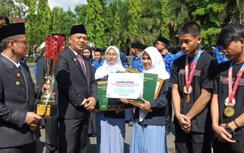 Robot TROPHICHILIBOT Antar Pelajar MAN 4 Tasikmalaya Raih Juara Nasional
