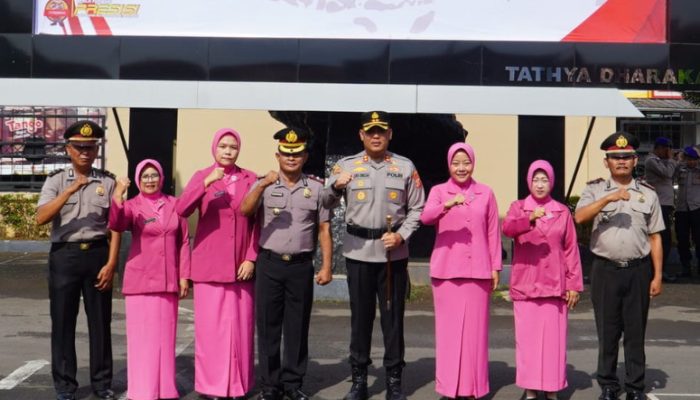 Tak Semua Bisa, Tiga Personel Polres Tasikmalaya Terima Kenaikan Pangkat Penghargaan