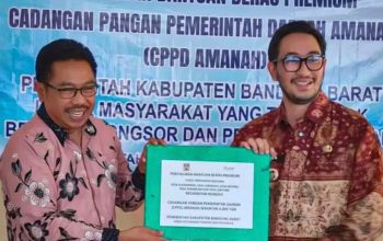 Bantuan Pangan Pemkab Bandung Barat Ringankan Beban Warga Rongga