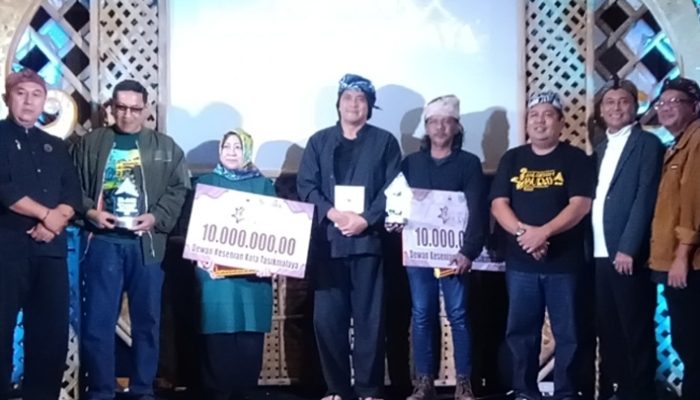 DKKT Beri Anugerah Budaya ke-9, Kepler Sianturi Apresiasi Kiprah Seniman Pengabdi Seni