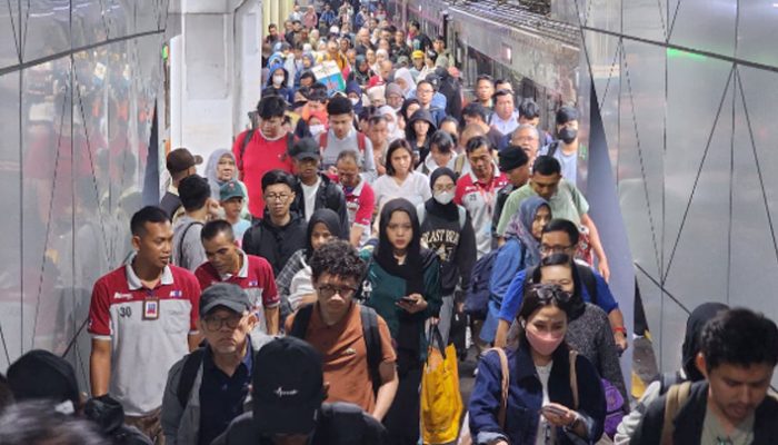 Masa Nataru 2025/2026, KAI Daop 2 Bandung Catat Rekor Tertinggi Mobilitas Masyarakat