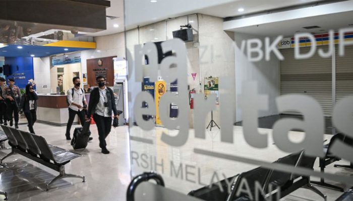 KPK Geledah KPP Madya Jakut, Sita 8.000 Dolar Singapura