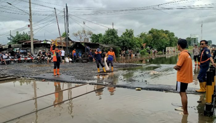 KA Ciremai Batal Berangkat, KAI Alihkan Penumpang ke KA Harina
