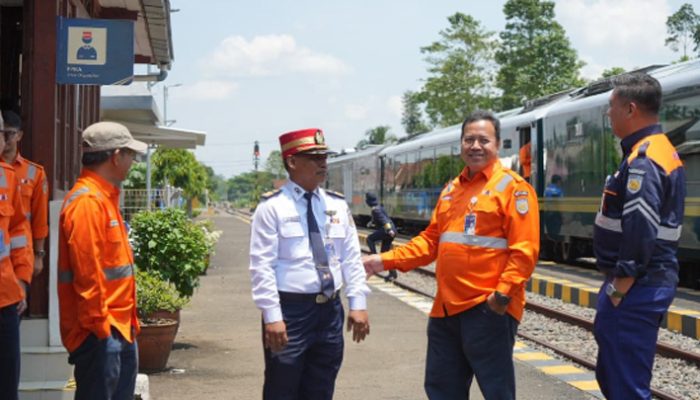 Antisipasi Lonjakan Penumpang dan Cuaca Ekstrem, KAI Daop 2 Bandung Tingkatkan Layanan