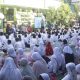Dandim Tasikmalaya Santuni Anak Yatim di SDN Citapen saat Penutupan Kegiatan Ramadhan