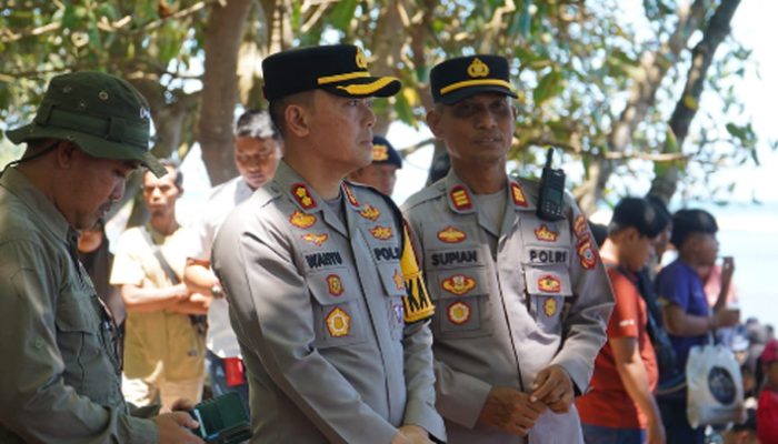 Operasi Ketupat Lodaya 2026, Kapolres Tasikmalaya Pastikan Wisata Pantai Sindangkerta Aman