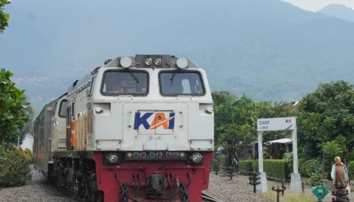 Imbas Gangguan di Bumiayu, Argo Semeru hingga Progo Putar Rute via Bandung