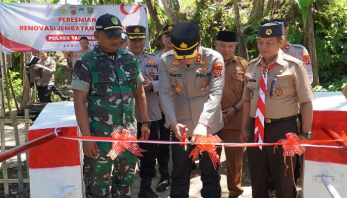 Kapolres Tasikmalaya Resmikan Jembatan Balasipun, Akses Warga Kembali Lancar