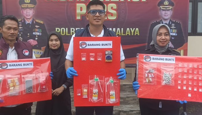 Pasutri Pengedar Sabu Ditangkap Polres Tasikmalaya, Paket Diberi Label Ukuran Baju