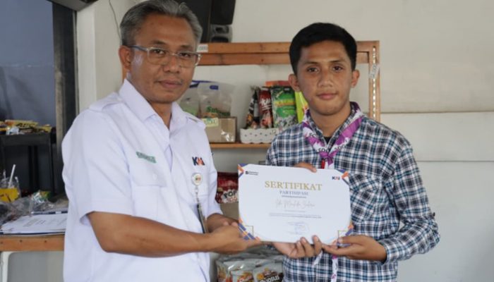 Gandeng Komunitas Railfans, KAI Daop 2 Bandung Perkuat Edukasi dan Keselamatan