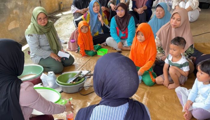 PELITA JAMUR Dorong Kreativitas Warga Selamanik Kembangkan Usaha Rumahan