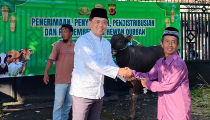 Momentum Idul Adha, Polres Tasikmalaya Tebar Puluhan Hewan Kurban ke Berbagai Wilayah