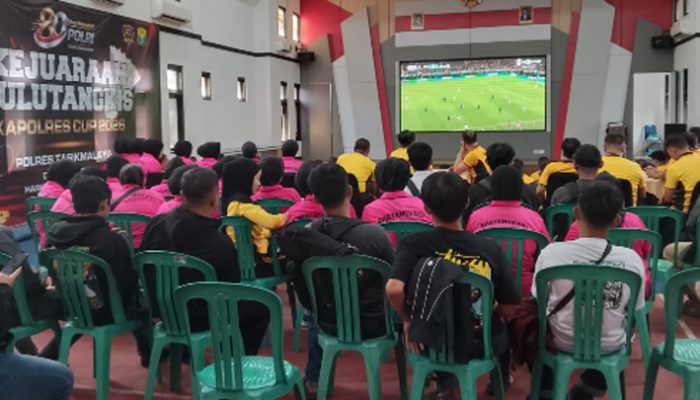 Lewat Nobar Piala Dunia, Polres Tasikmalaya Bangun Kedekatan dengan Masyarakat
