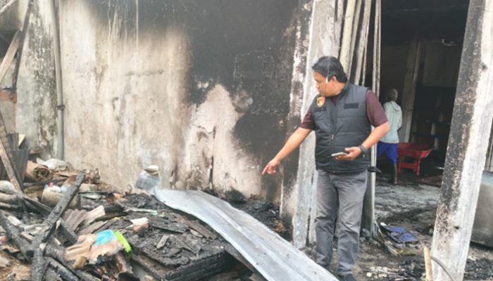 Rumah Merangkap Warung Bensin di Cipatujah Ludes Terbakar, Kerugian Ditaksir Rp200 Juta
