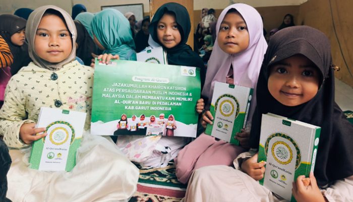Dari Al-Qur’an Braille hingga Pelosok Garut, Kolaborasi PKIMB-YAU Jangkau Santri
